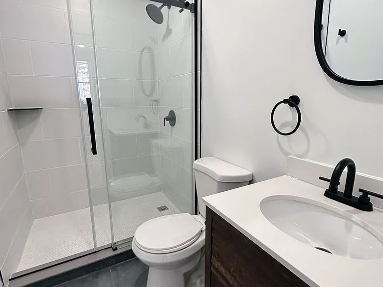 129 S 51st St #1F — Photo 10