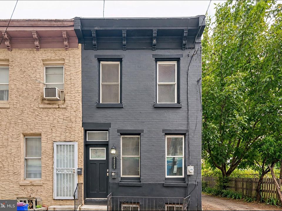 1st image of 2255 Waterloo St