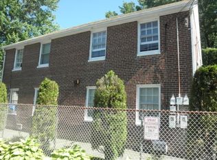 20-22 Wake St, Bridgeport, CT 06610