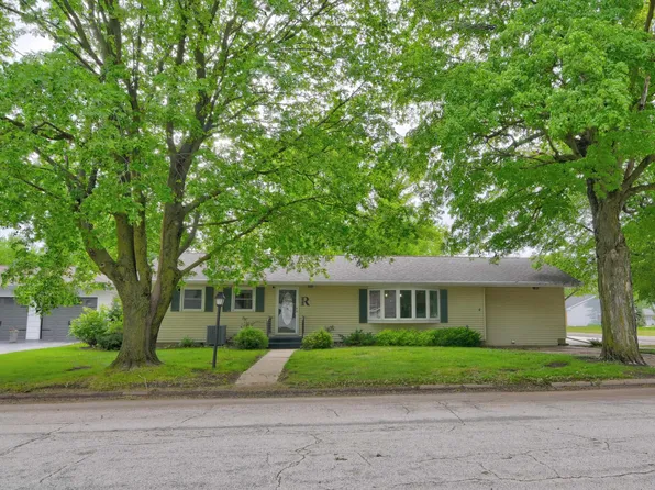 506 Columbian Blvd, Armstrong, IA 50514