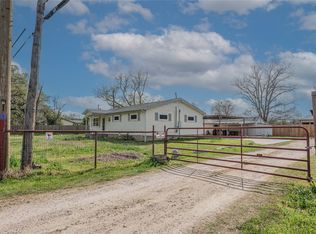 900 Silver Creek Azle Rd, Azle, TX 76020