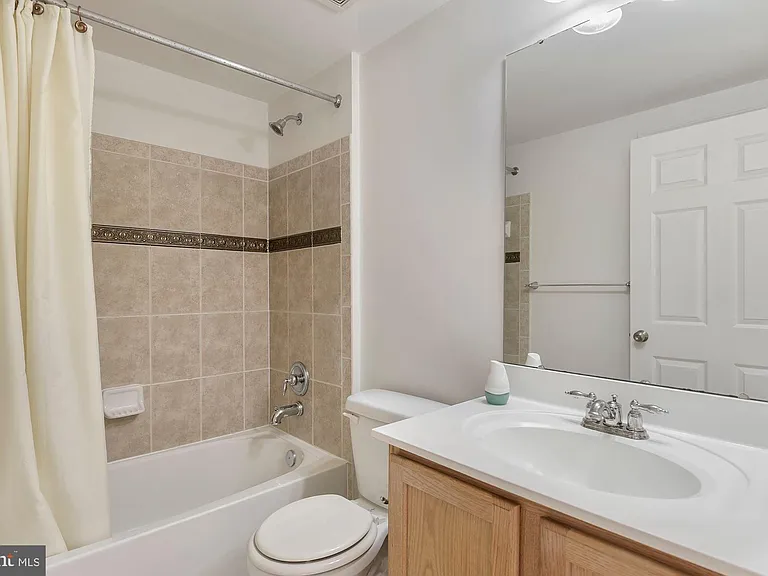 4801 Portsmouth Rd #17 — Photo 23
