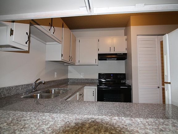 Kitchen With Granite Countertops