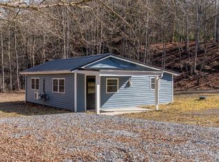 29 Shenandoah Mountain Rd, Sugar Grove, WV 26815