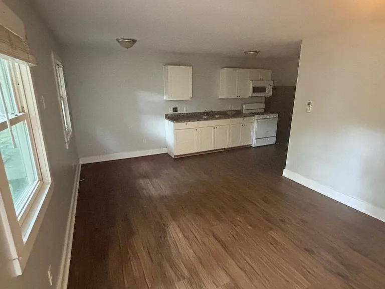 1121 W Elm Arc #A — Photo 7