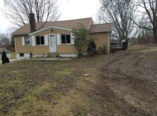 1547 King Dr, Uniontown, OH