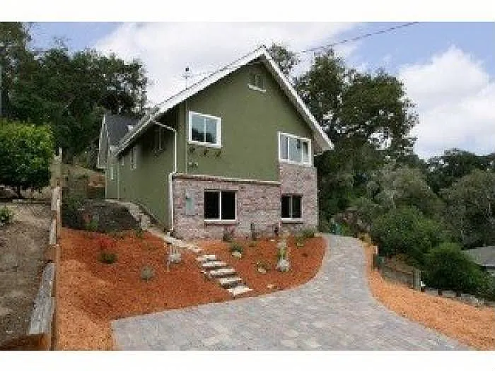 514 Encino Dr photo 1
