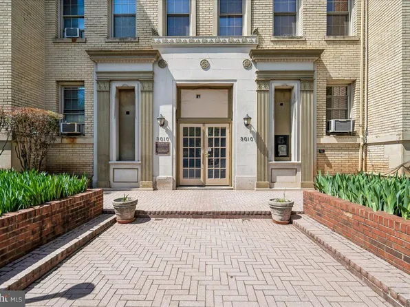 3010 Wisconsin Ave NW APT 209, Washington, DC 20016