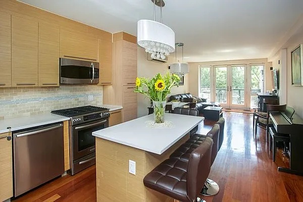 Sold by Jabour Realty Company | media 25