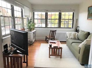 80 E Ridgewood Ave APT 4, Ridgewood, NJ 07450