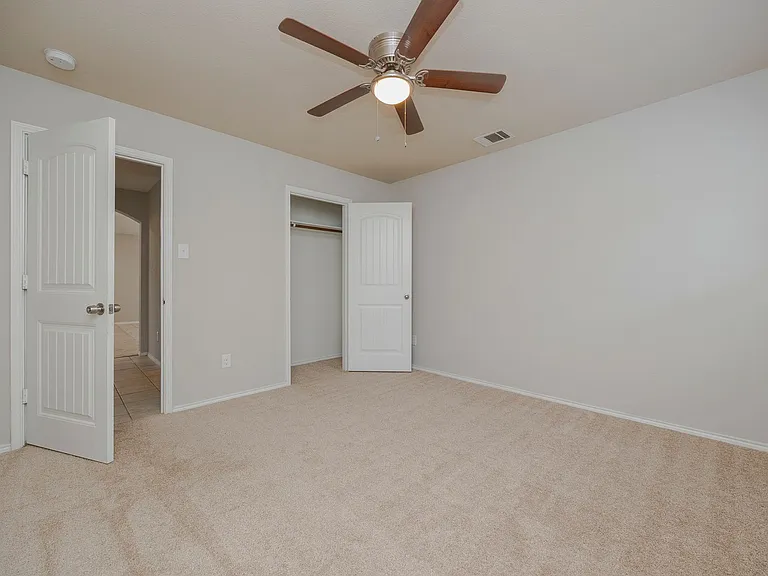 2544 Saldana Dr — Photo 14