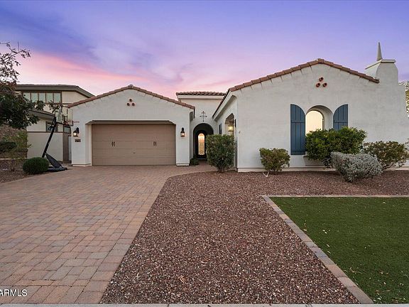 2nd image of 4612 N Arbor Way