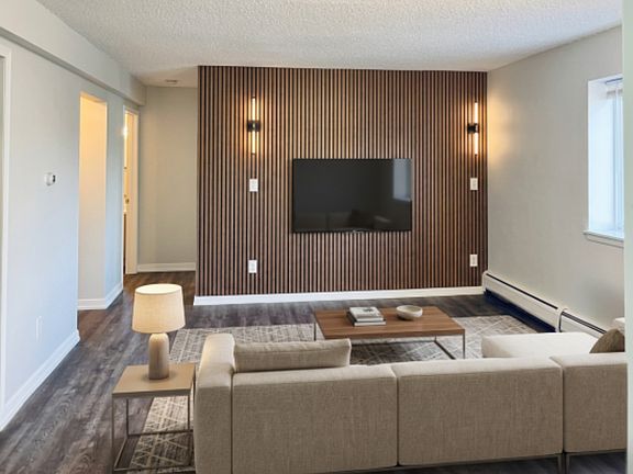 2nd image of 1524 Mount Hope Ave #1
