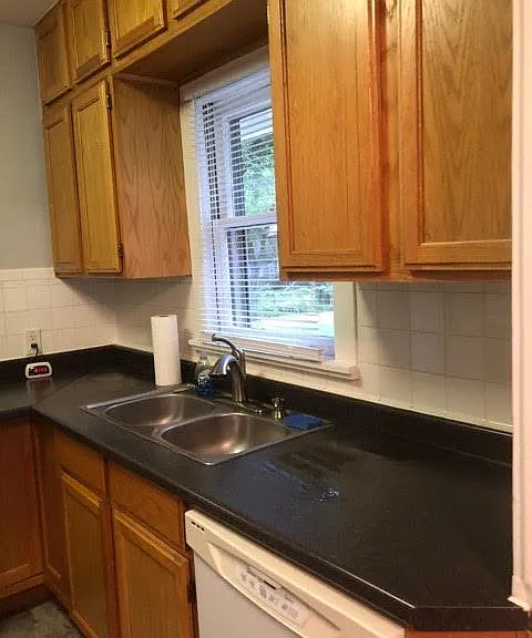 7239 Main St — Photo 16