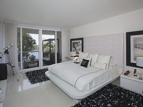 3rd image of 7000 Island Blvd APT 212