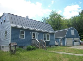896 Hurd Pond Rd, Unity, NH 03773