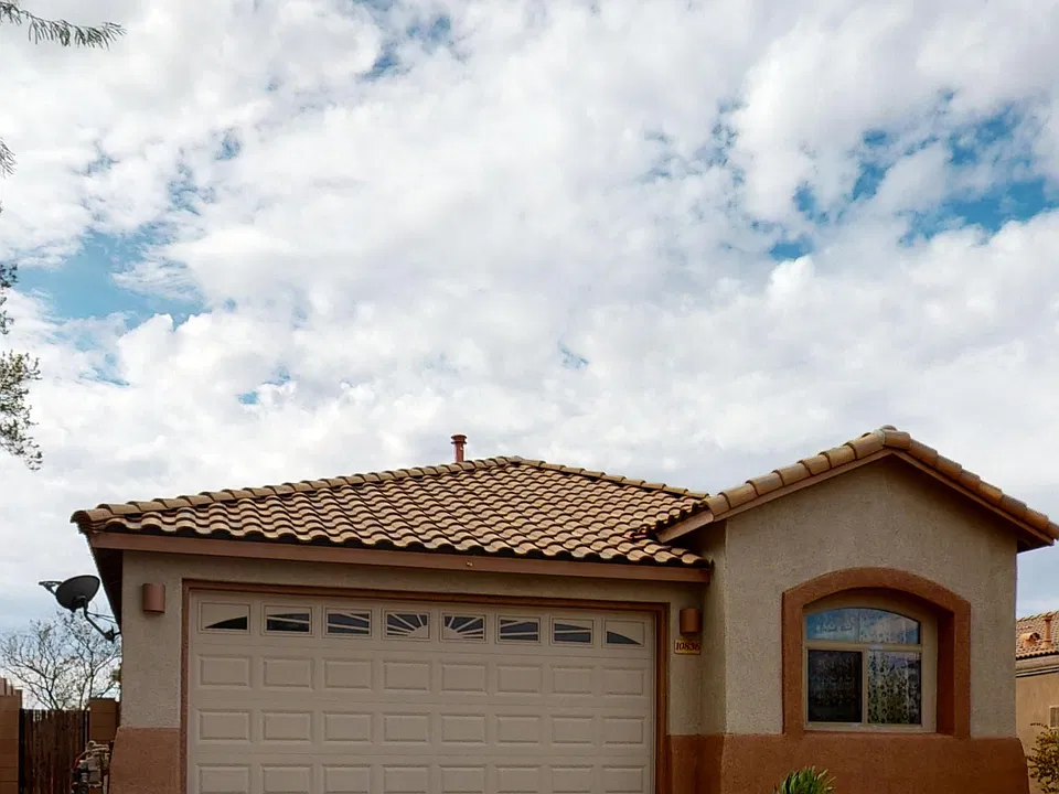 10836 E New Rock Ridge Dr