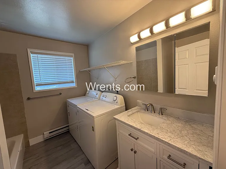 1718 W Boone Ave — Photo 8