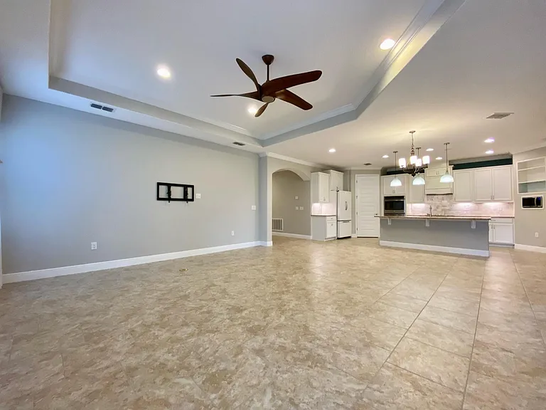 16238 Wind View Ln — Photo 6