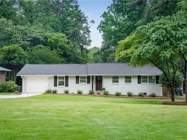 2617 Warwick Cir NE, Atlanta, GA 30345