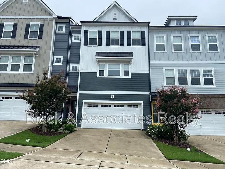 806 Grafton Peak Ln — Photo 25