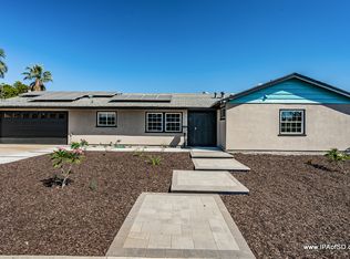 1581 Country Crest Dr, El Cajon, CA 92021