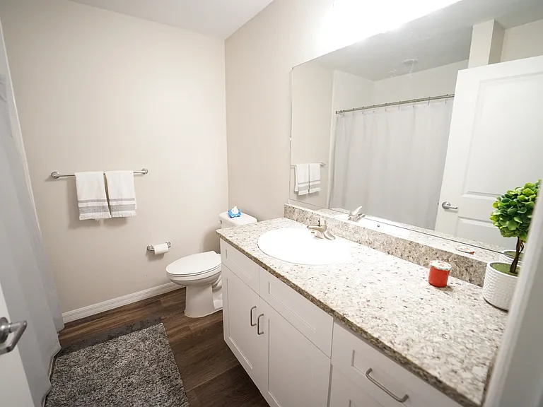 3870 Calle De Jardin — Photo 7