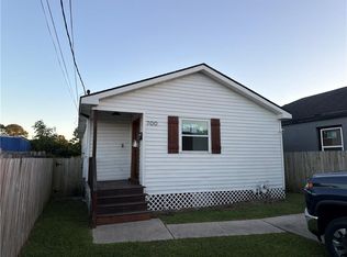 700 21st St, Gretna, LA 70053