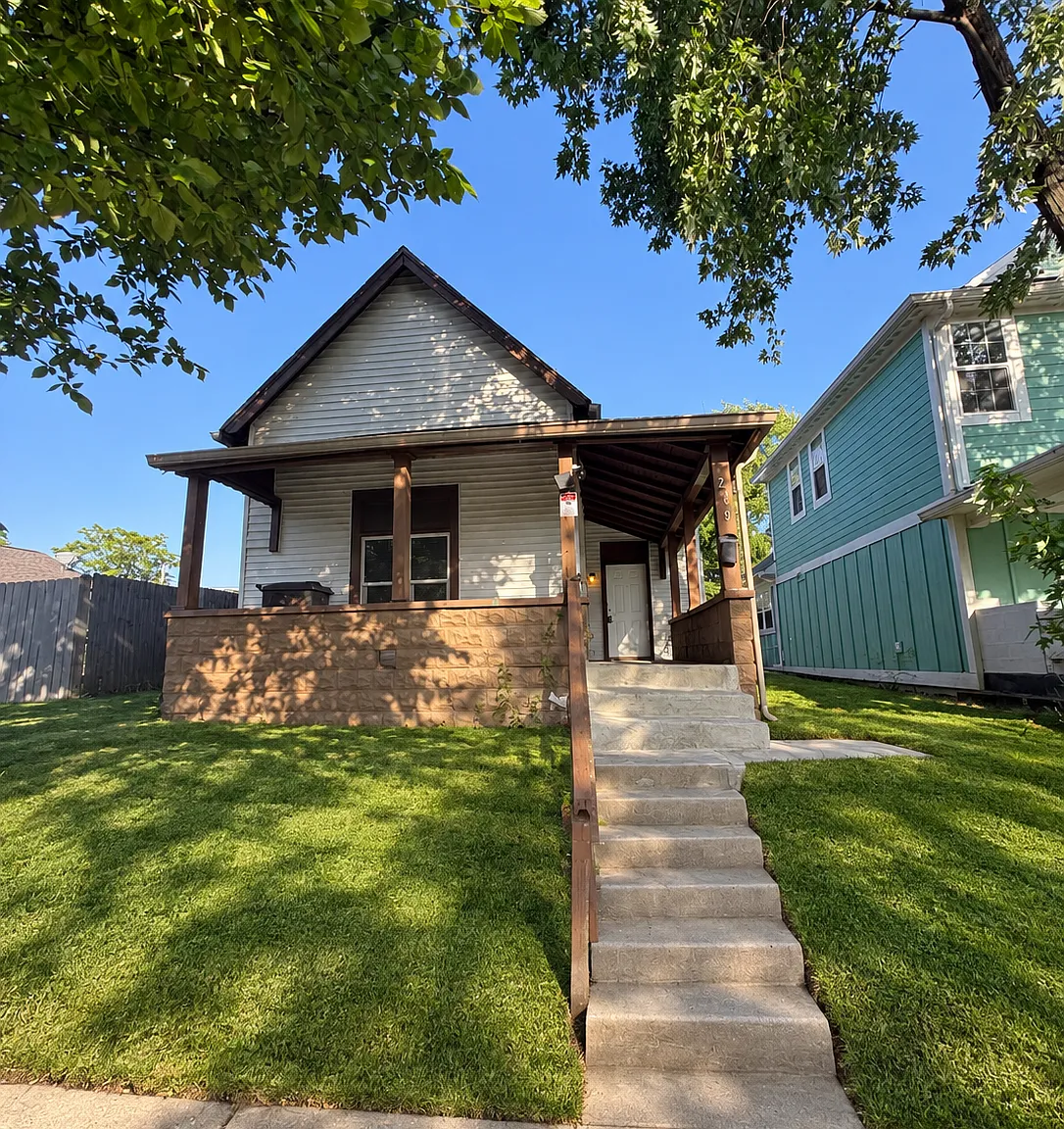 4 bed, 1440 sqft, $1,700 — Photo 1