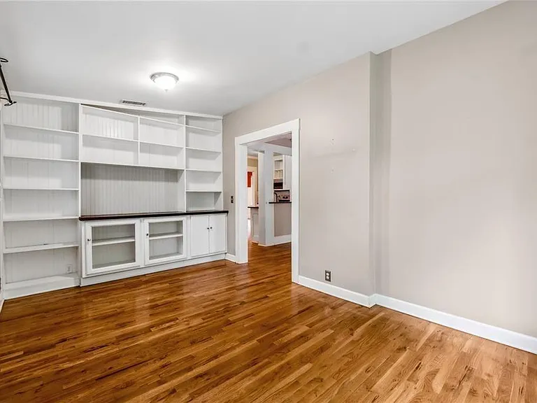 976 Hall Pl NW — Photo 25