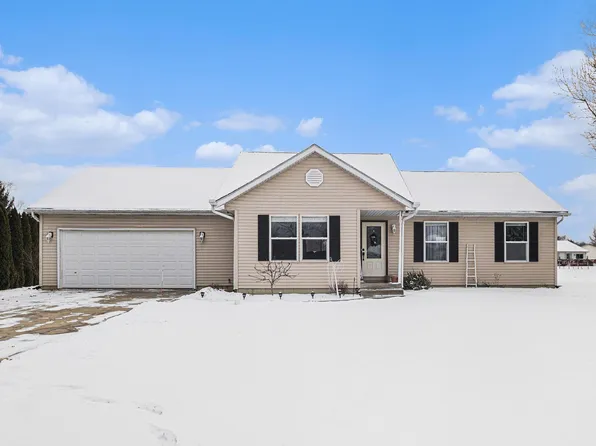 19476 Sun Circle Ct, Goshen, IN 46528