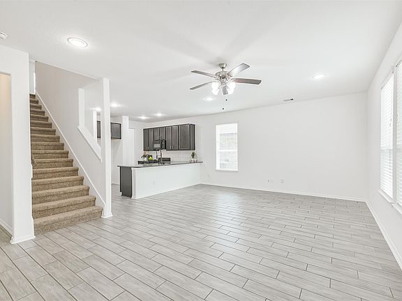 5th image of 2824 Beech River Ct