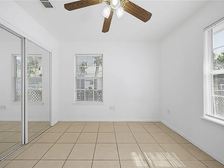 4214 Barrera Dr — Photo 9