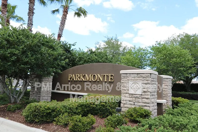 3 bed, 2.0 bath, 1622 sqft, $2,100 — Photo 4