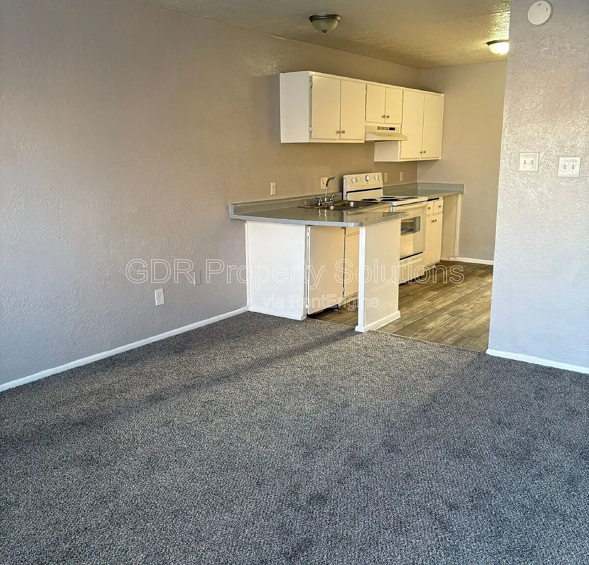 1 bed, 1.0 bath, 550 sqft, $725 — Photo 3
