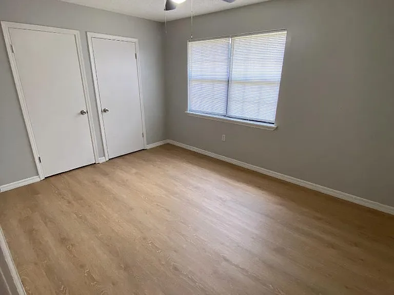 Unit Photo