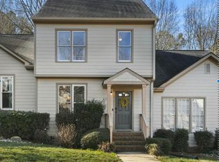 209 Windbyrne Dr, Cary, NC 27513