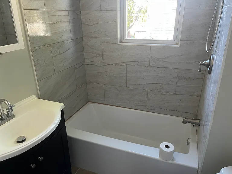 101 Shepard Ave #2 — Photo 7