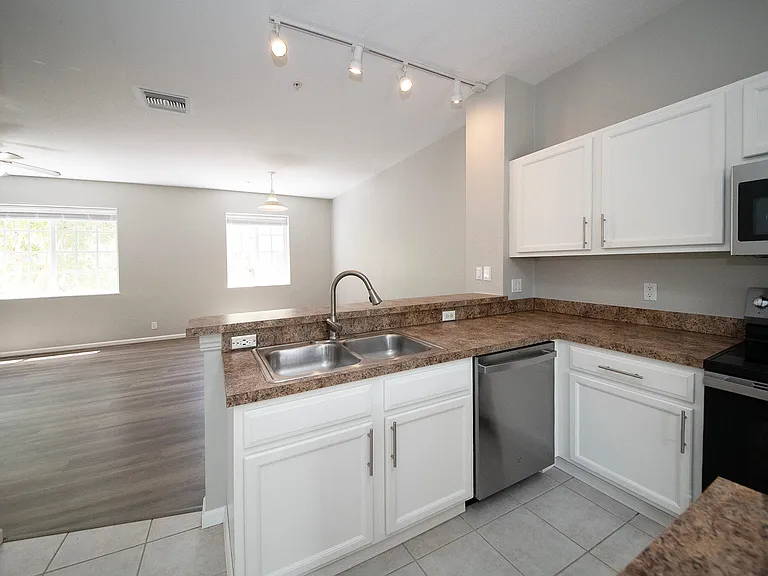 1417 W Wickham Cir #1417 — Photo 3