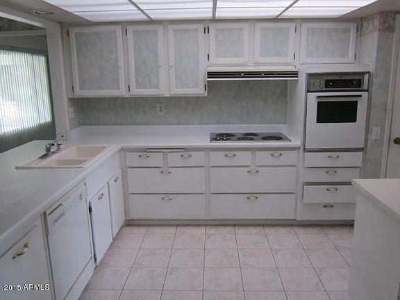 4th image of 17833 N Country Club Dr