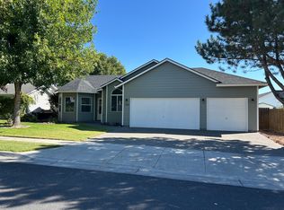 148 NE 11th Pl, Hermiston, OR 97838