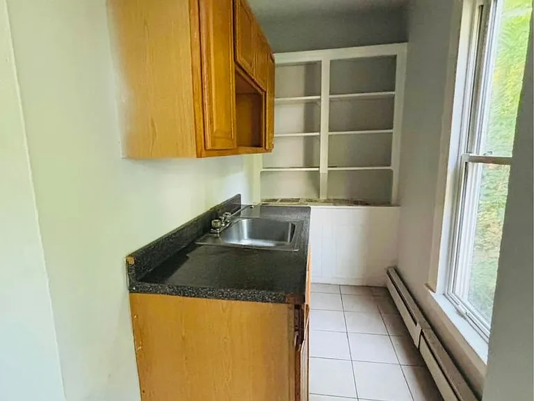 109 Main St — Photo 7