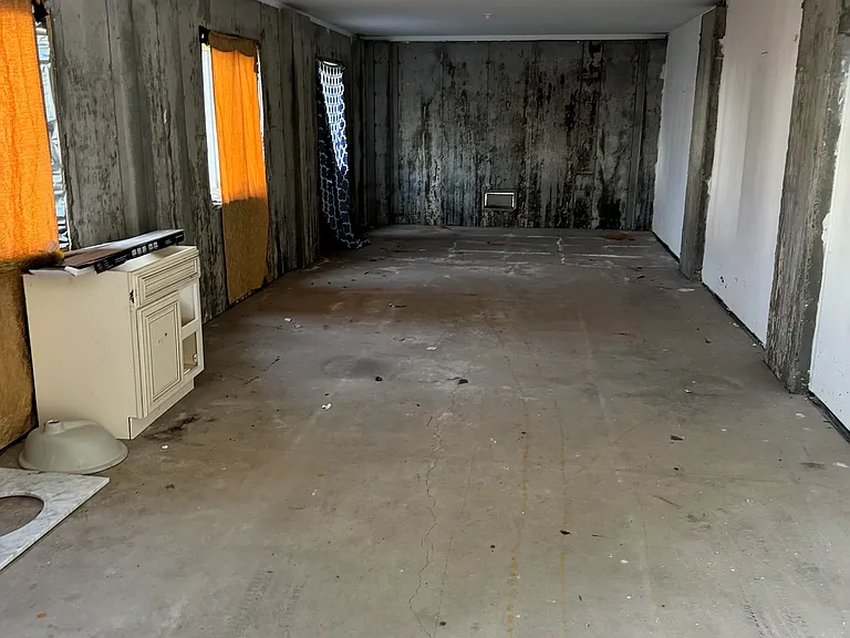 Sportsmans Ave — Photo 11