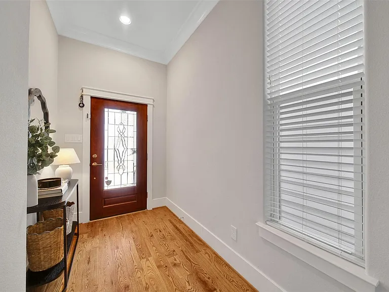1808 Napa Creek Ln — Photo 3