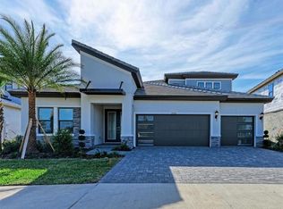 35564 Big Hawk Dr, Zephyrhills, FL 33541