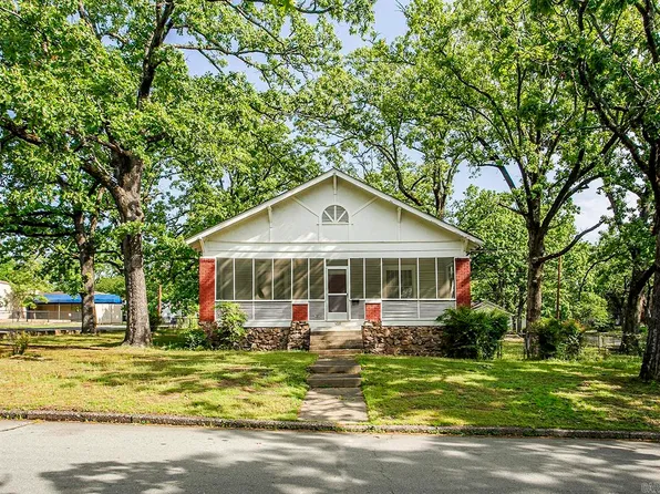 5222 Woodlawn Dr, Little Rock, AR 72205