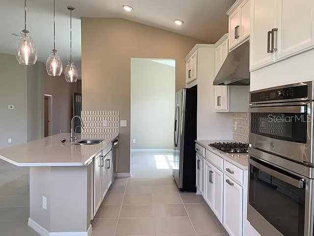2919 Crest Wave Dr — Photo 13