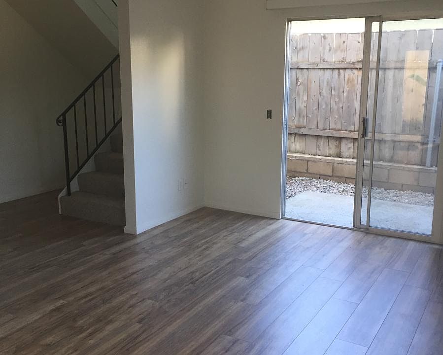 1st image of 1719 Grand Ave