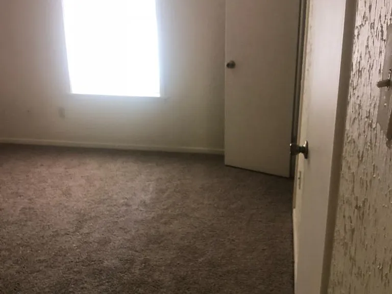Unit Photo