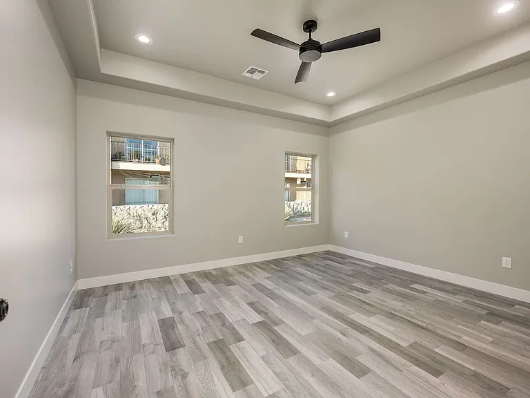 2920 Fairway Dr — Photo 10